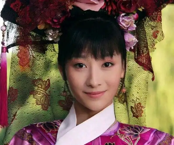 《甄嬛传》难怪安陵容背叛甄嬛,她从不曾把安陵容当姐妹啊