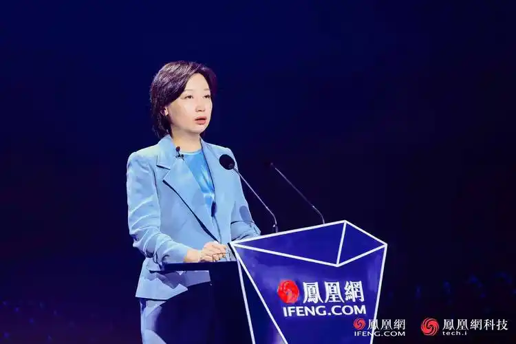 国美控股ceo杜鹃将出席凤凰网科技峰会 分享企业科技创新与产业变革的