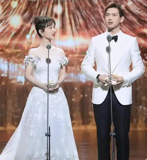 正式官宣,杨紫李现二搭《国色芳华》,粉丝再不满也没用