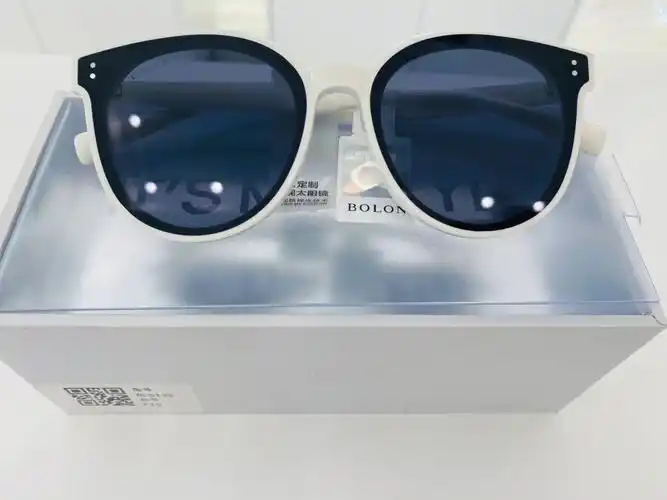 超酷超百搭的暴龙太阳镜