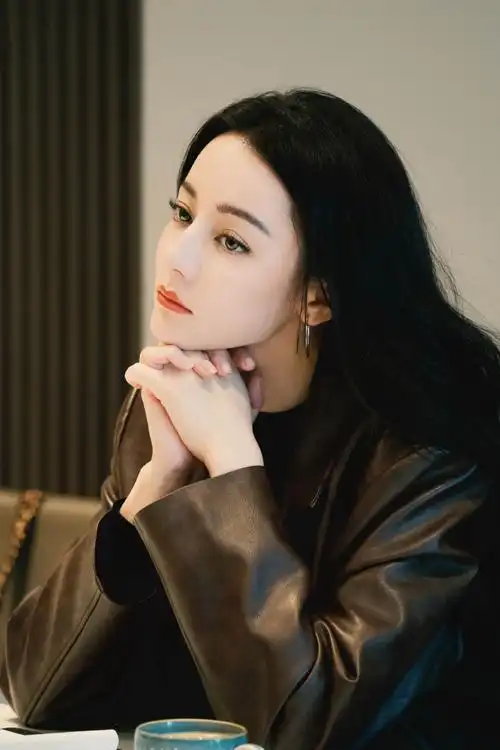 迪丽热巴聂九罗