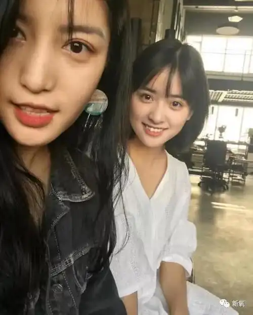 原创肖战被黑是gay绯闻女友现身证清白颜值不输迪丽热巴