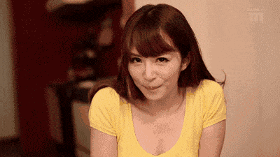 搞笑gif:路遇恶犬,选择装疯卖傻……这演技可以拿小金人了