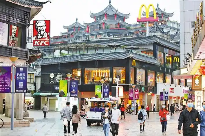 东门步行街获评中国著名商业街