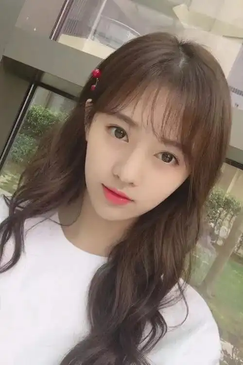 2020流行的4款刘海!超显脸小还不挑人,太好看了