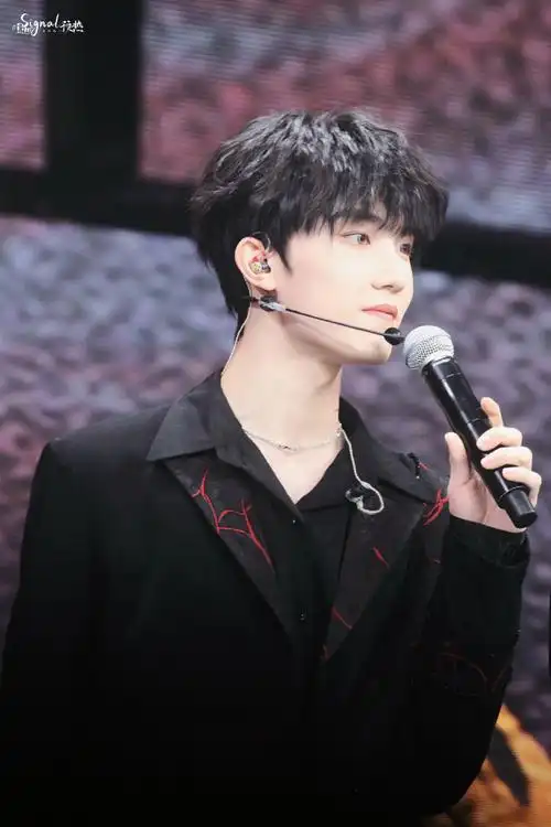 tf家族三代齿轮舞台##苏新皓 三代唯一大主舞