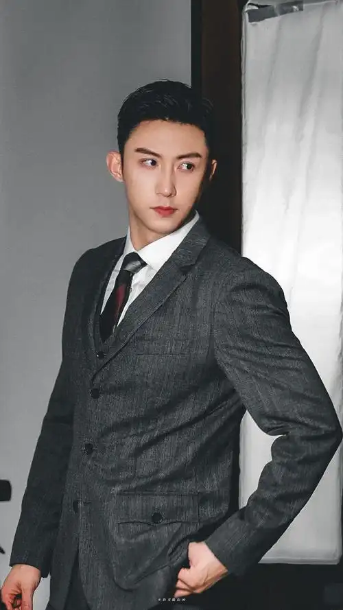 黄景瑜王牌西装造型