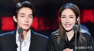 44岁萧亚轩10亿身家19年交往17个男朋友如今样貌大变不敢认