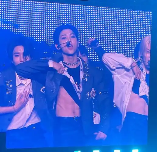 straykids  #felix #方灿加一张特写腹肌(bushi