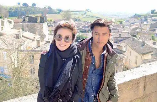 张柏芝何孟怀即将大婚?工作室用22字进行回应!_谢霆锋_恋情_王菲