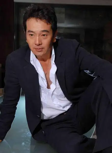 急急急 寻找一个台湾的男演员 不知道叫啥名字 演过很多电视剧
