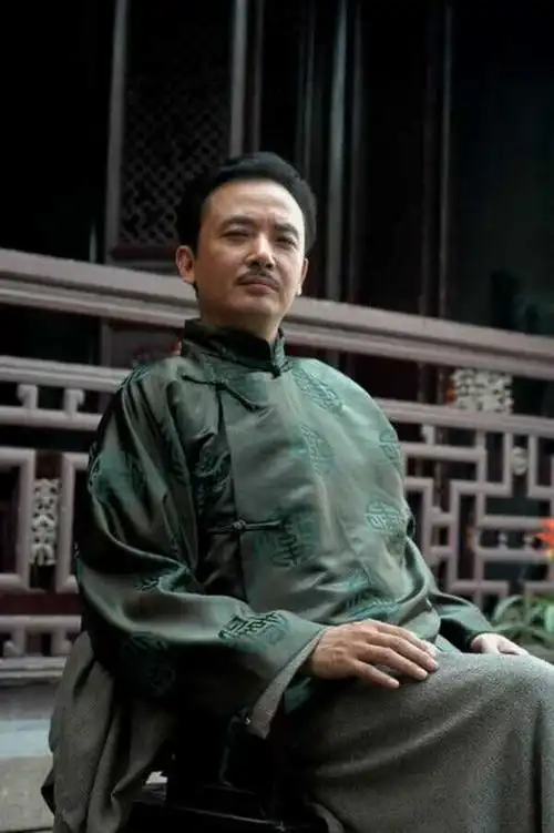 国内外有没有年轻时帅到爆表的中老年演员或歌手?