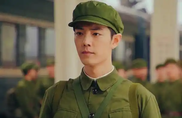 现代装平平无奇古装却惊艳众人古典美男还要看这9位