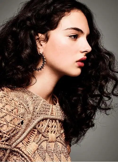 世界第一美人17岁女儿太惊艳美女星二代如云比妈妈们更红更吸金