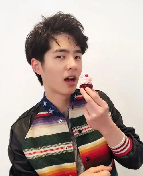 刘昊然最好的我们壁纸