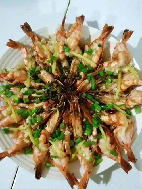 蒜蓉蒸虾的做法和步骤图解-蒜蓉蒸虾怎么做好吃的家常菜谱-菜谱大全