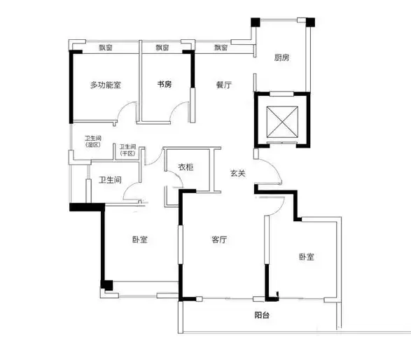 145㎡ 四室两厅两卫(建面)