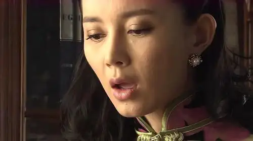 《飞哥大英雄》这个女人不简单,在盗取密码的同时,还在传递信息