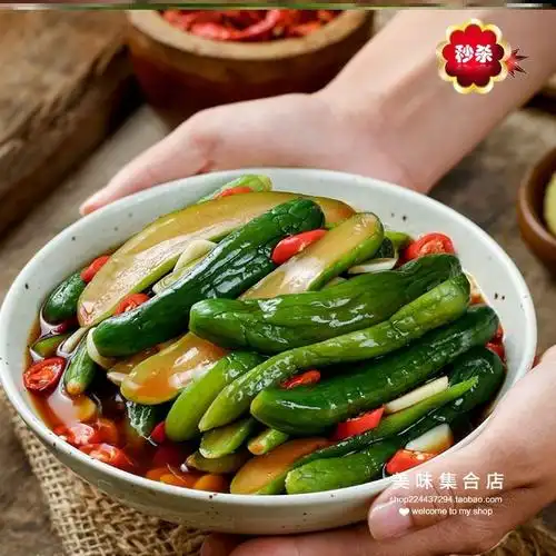 东北正宗手工酸甜黄瓜腌黄瓜脆甜酱菜小黄瓜泡菜延边朝鲜咸菜下饭