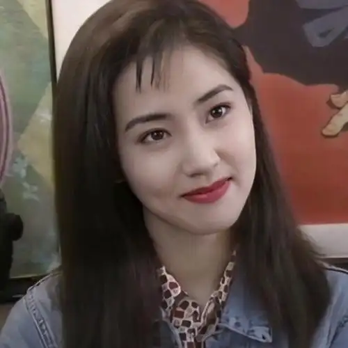 港风女星头像更新几张氛围感很强的美女