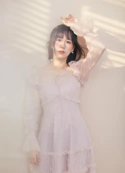 感恩平凡珍惜当下 谢春花新单《最想要的生活就在现在》首播