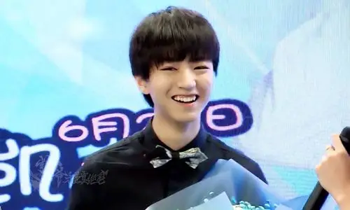 王俊凯# #tfboys# 吉尼斯 小虎牙献上 - 堆糖,美图壁纸兴趣社区