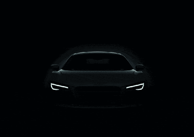 奥迪向来有"灯厂"的美誉,在汽车灯光上玩儿出了不少花活儿,光源新技术