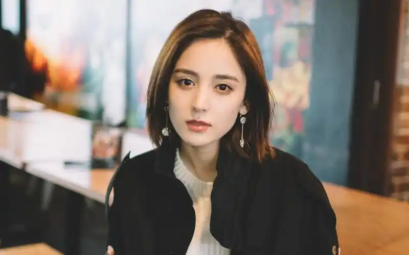 时尚清新的古力娜扎,高清图片,电脑桌面-壁纸族