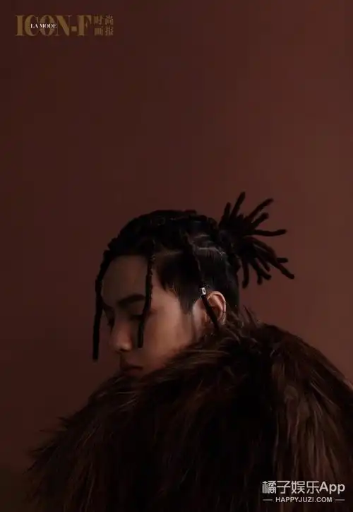 王一博酷帅脏辫造型变身街头少年,就问你有没有被帅到?