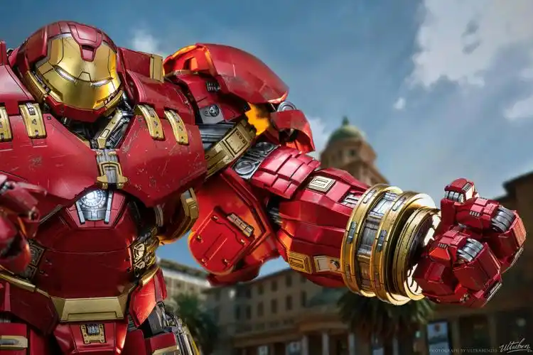 《复仇者联盟2:奥创纪元》反浩克装甲 (豪华版)1:6比例珍藏人偶实物图