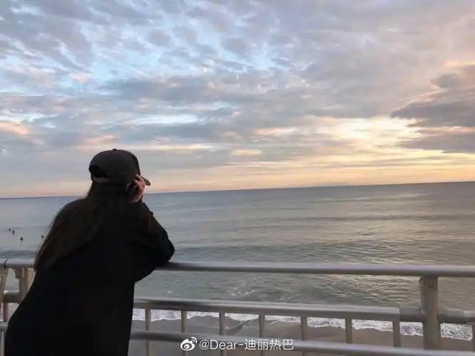 论美女与海的适配度