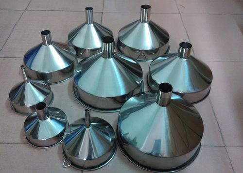 漏斗不锈钢加油倒油工业工业化化工特大号锥形油漏漏斗