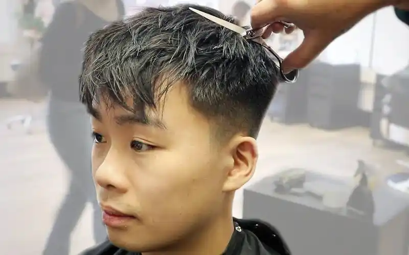 【男生发型】如何获得一头凌乱的刘海发型_哔哩哔哩 (゜-゜)つロ 干杯