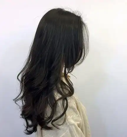 2017流行烫发发型好看的烫发让男生为你倾心