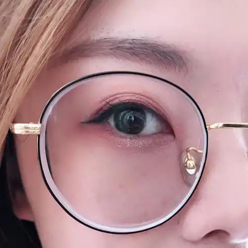 60高度近视美女戴厚眼镜眼镜啤酒圈瓶子底眼镜厚镜片佩戴图片大全