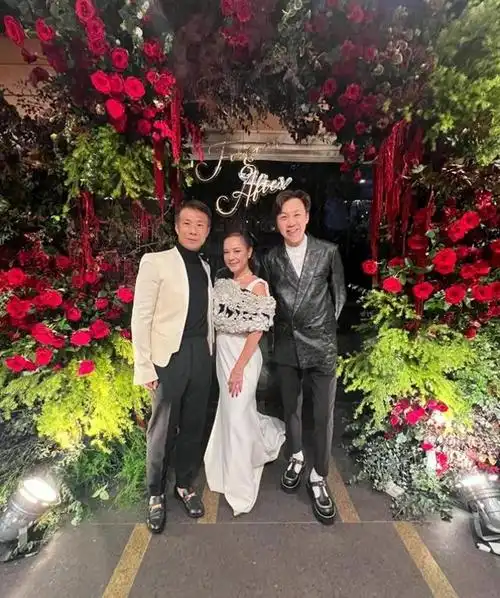 雷怡晖所举办的宴会被命名为"forever&;after celebration",尽管她并