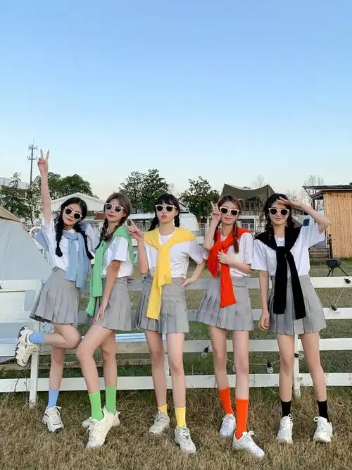 韩版网红针织披肩闺蜜装姐妹旅游拍照团体服套装沙雕聚会搞怪t恤