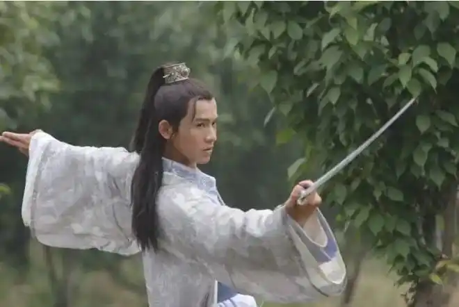 古龙武侠小说中的九大剑客,剑圣剑神还有剑魔