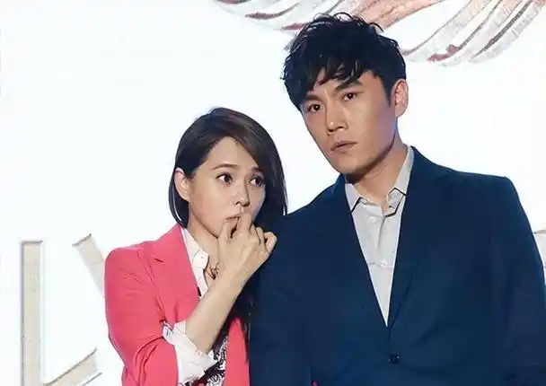 伊能静和秦昊的婚姻状况一直备受外界关注,近期又有传闻称他们的婚姻