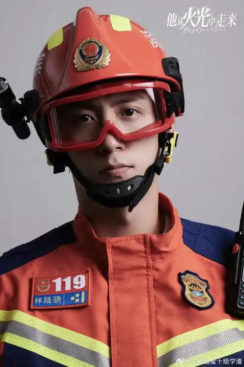 黄景瑜不愧是内娱服兵役的男人##黄景瑜的消防员不是白演的##极限