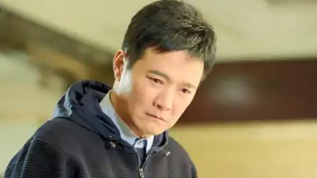 小别离:小娇妻刚生完孩子,老张就外面找女人,娇妻怒了!