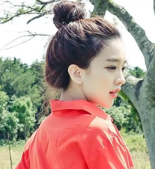 长头发不要剪扎个清爽丸子头竟然美翻了