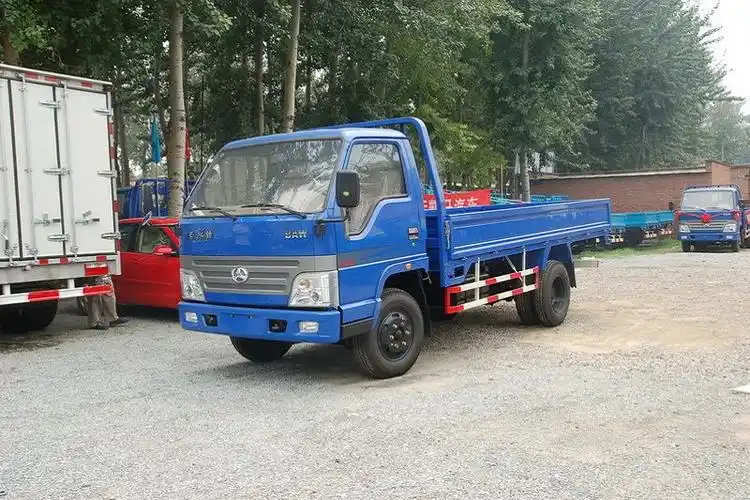 北京牌 旗铃 108马力 国四 4.3米单排栏板轻卡(bj1044p1u57)