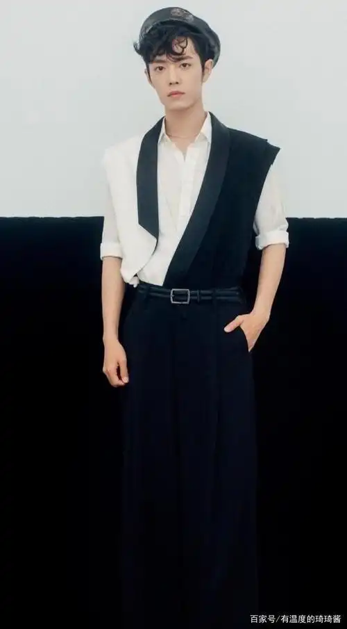 肖战全身写真!身材比例绝了!每一张都可当壁纸!快快收藏吧!