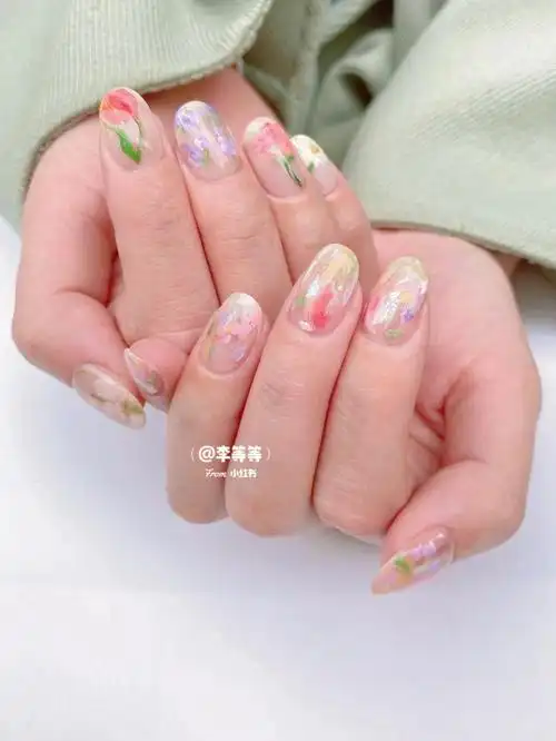 春天美甲清新手绘花花美甲