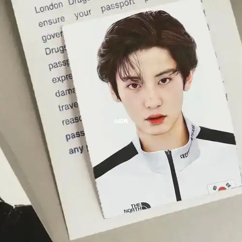 朴灿烈证件照原图见图二