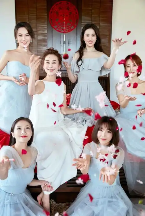 演员周扬大婚 新娘伴娘堪称最美闺蜜团