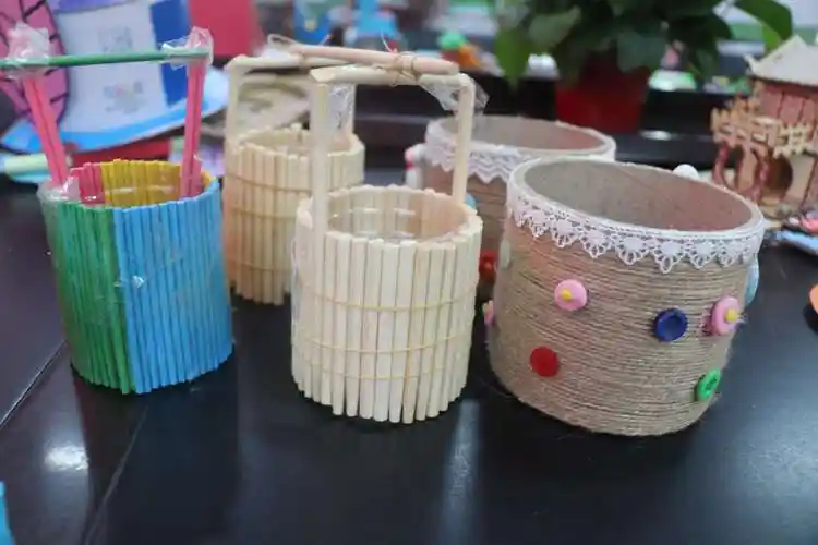 "心灵手巧 创意无限"手工制作活动