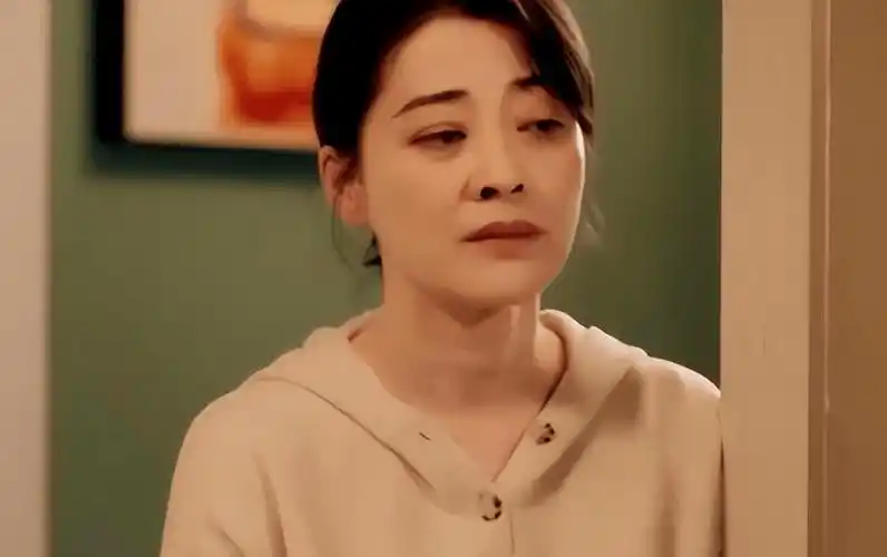 梅婷戏中解衣露乳面对黄渤争议大