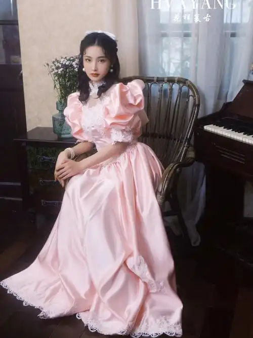 财阀千金复古婚纱北京写真白秀珠